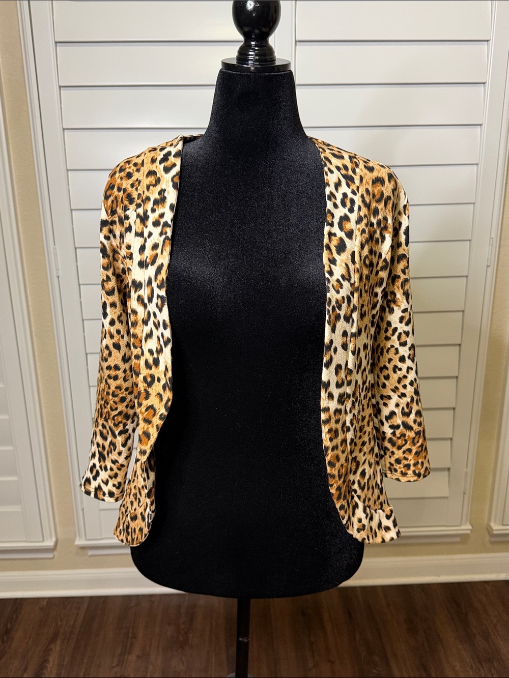 Magic Fit Leopard Print Open-Front Blazer in Brown & Tan